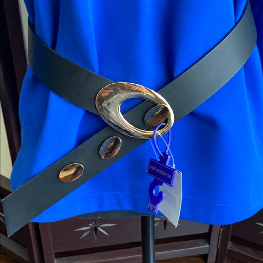 Madden Girl Gold buckle belt